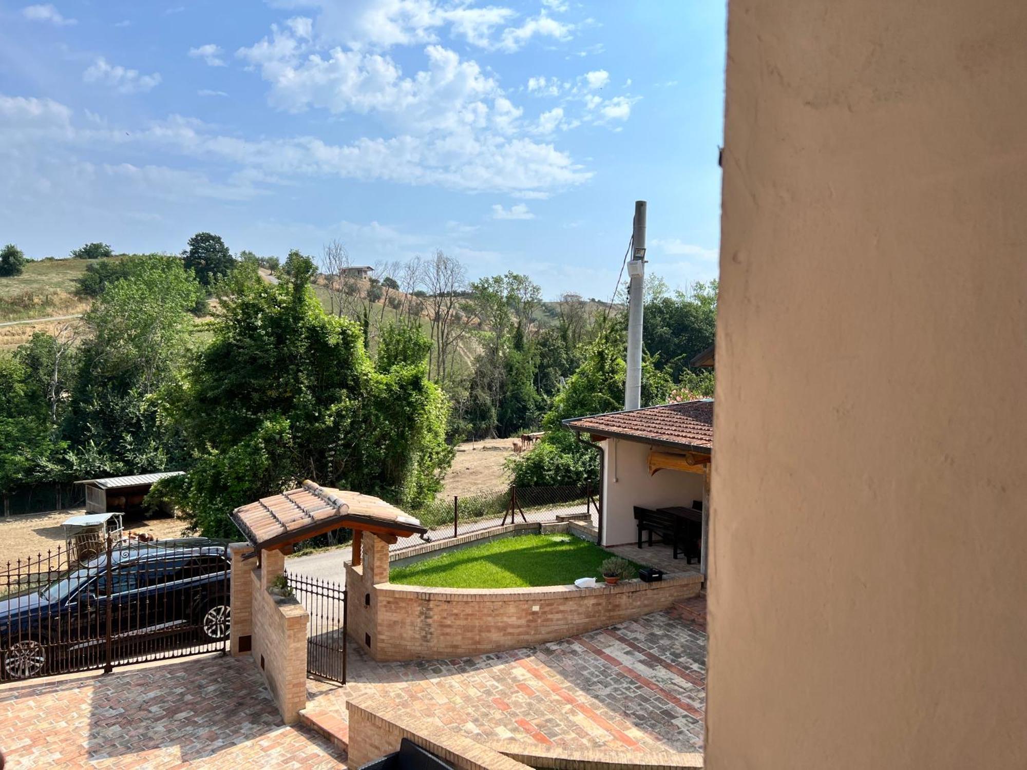 Country House Western Club Sant'Omero Екстериор снимка